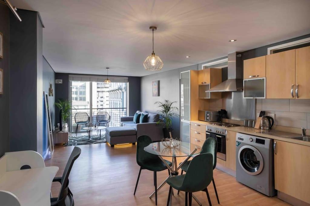 Icarus Homes -cape Town Mountain View